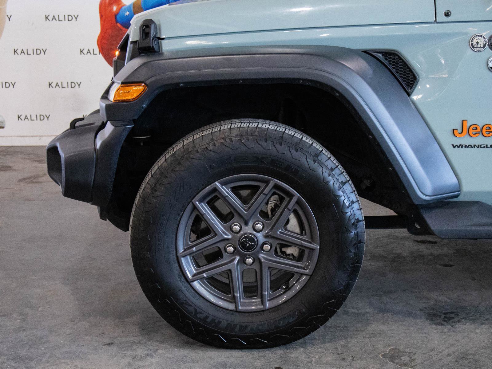 Used 2024 Jeep Wrangler Sport S image 14