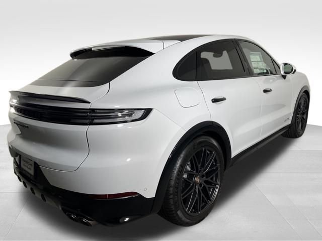 New 2026 Porsche Cayenne GTS image 8