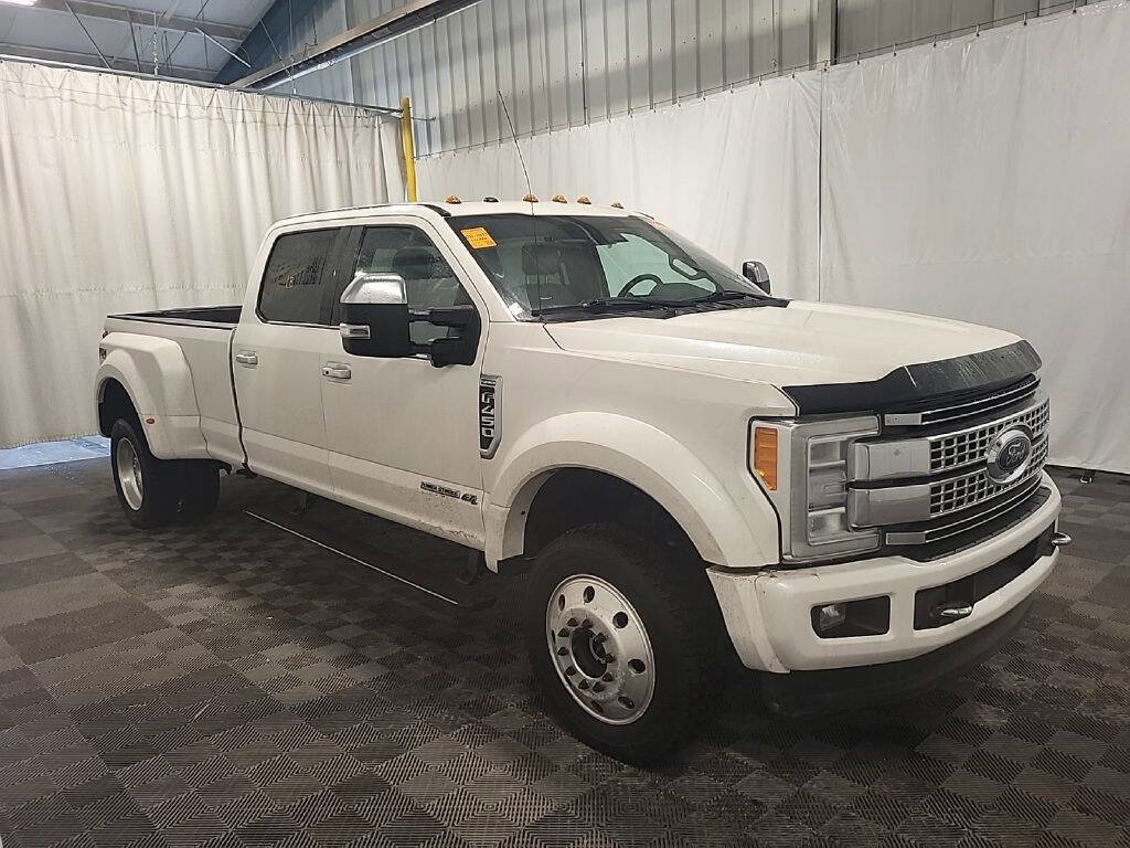 Used 2017 Ford F450 Platinum w/ Platinum Ultimate Package image 4