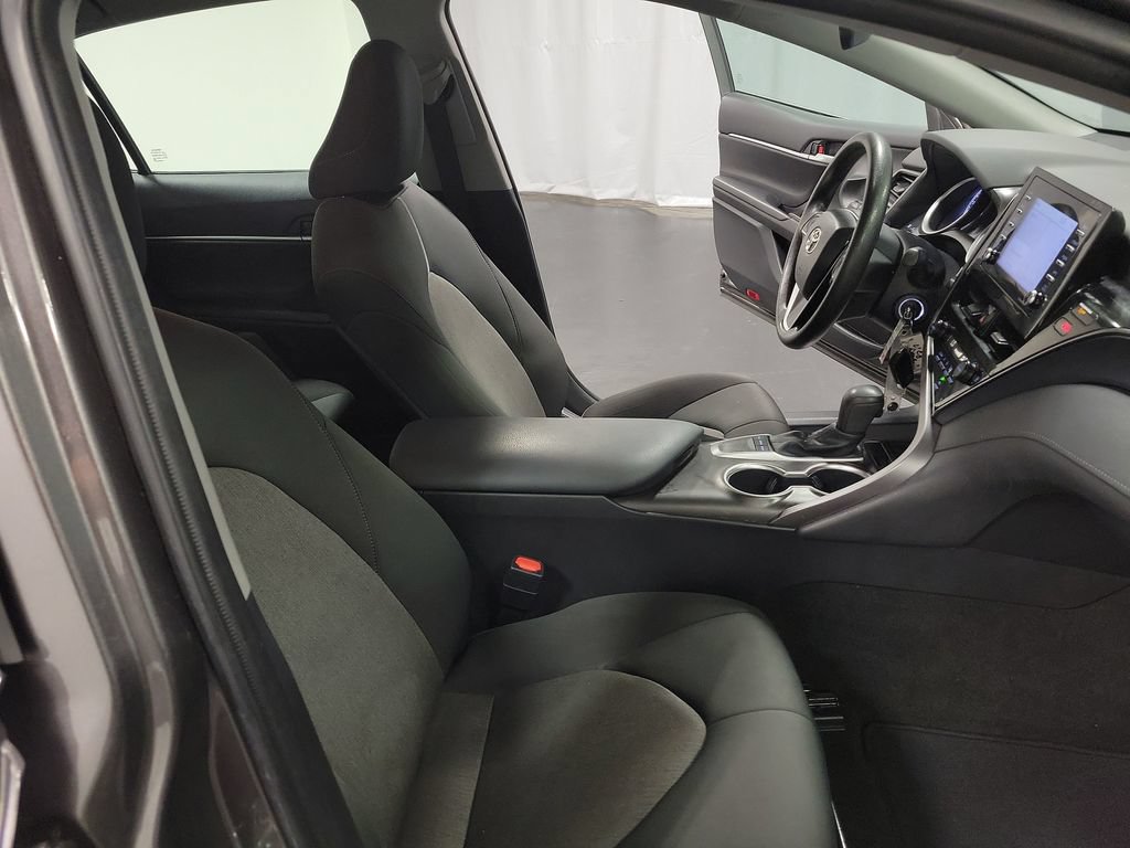 Used 2023 Toyota Camry LE FWD image 21