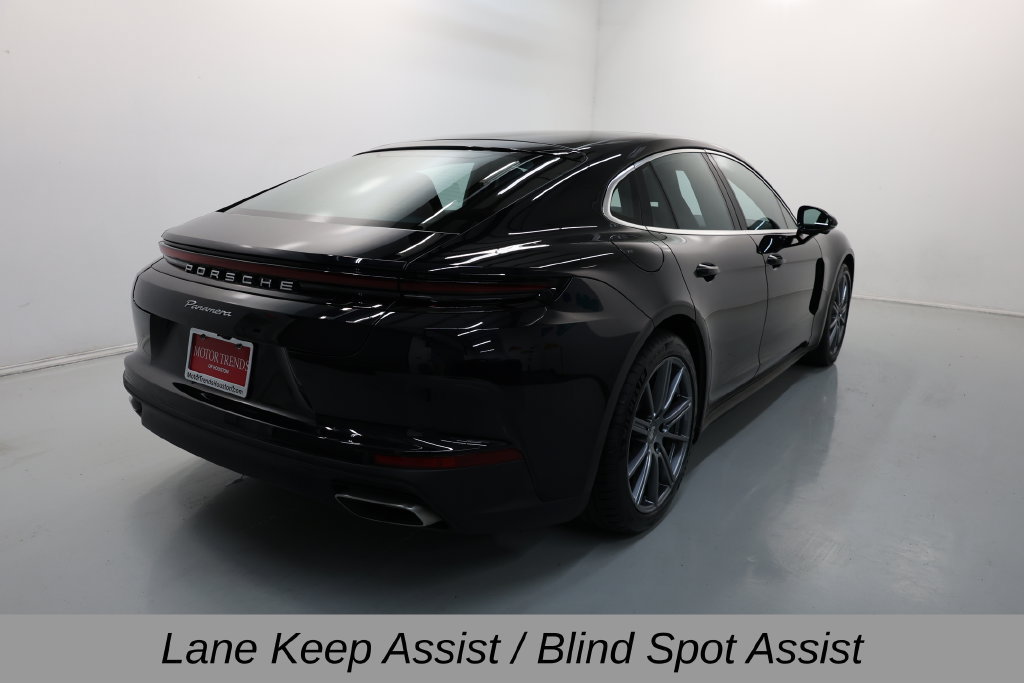 Used 2025 Porsche Panamera image 25