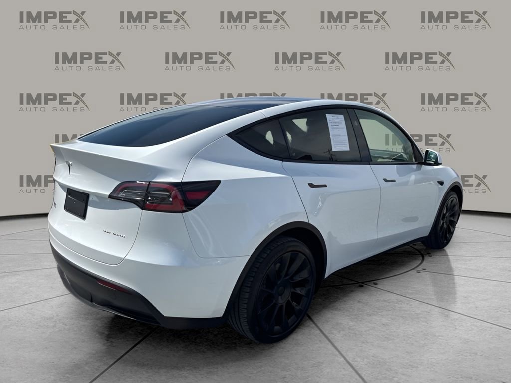 Used 2023 Tesla Model Y Long Range image 5