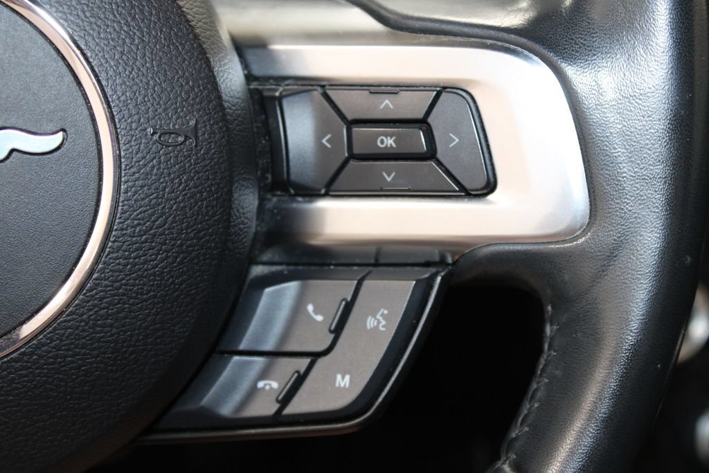 Used 2018 Ford Mustang Coupe RWD image 35