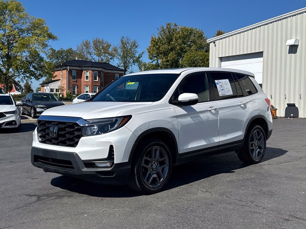 Used 2023 Honda Passport EX-L image 3