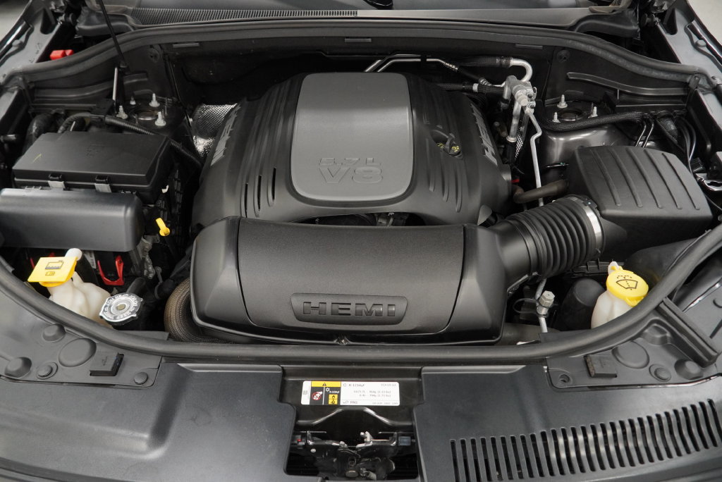 Used 2020 Dodge Durango R/T w/ Blacktop Package AWD/4WD image 44