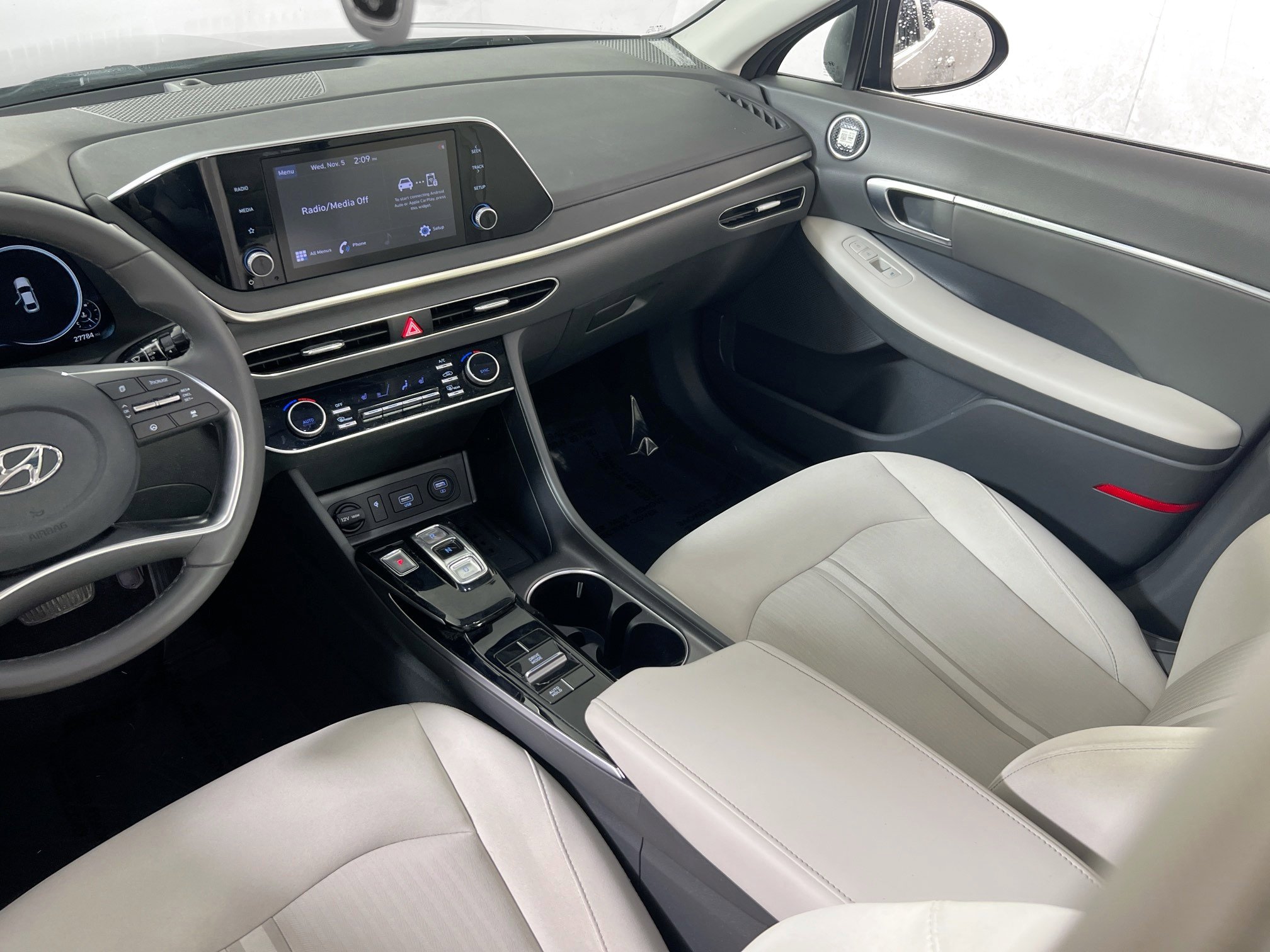 Used 2022 Hyundai Sonata SEL w/ Convenience Package image 23