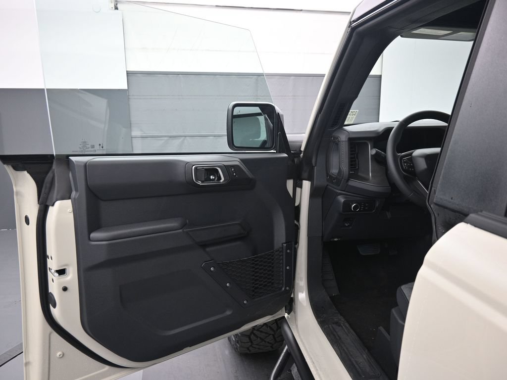 Used 2025 Ford Bronco Big Bend AWD/4WD image 8