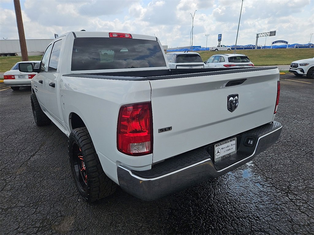 Used 2022 RAM 1500 Classic SLT image 5