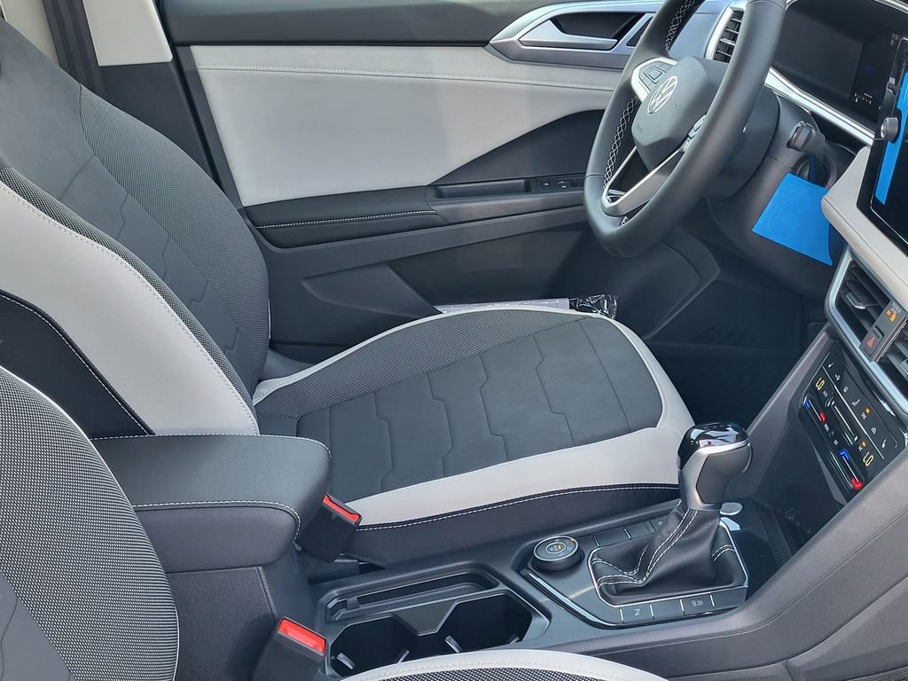 New 2026 Volkswagen Taos SE AWD/4WD image 20
