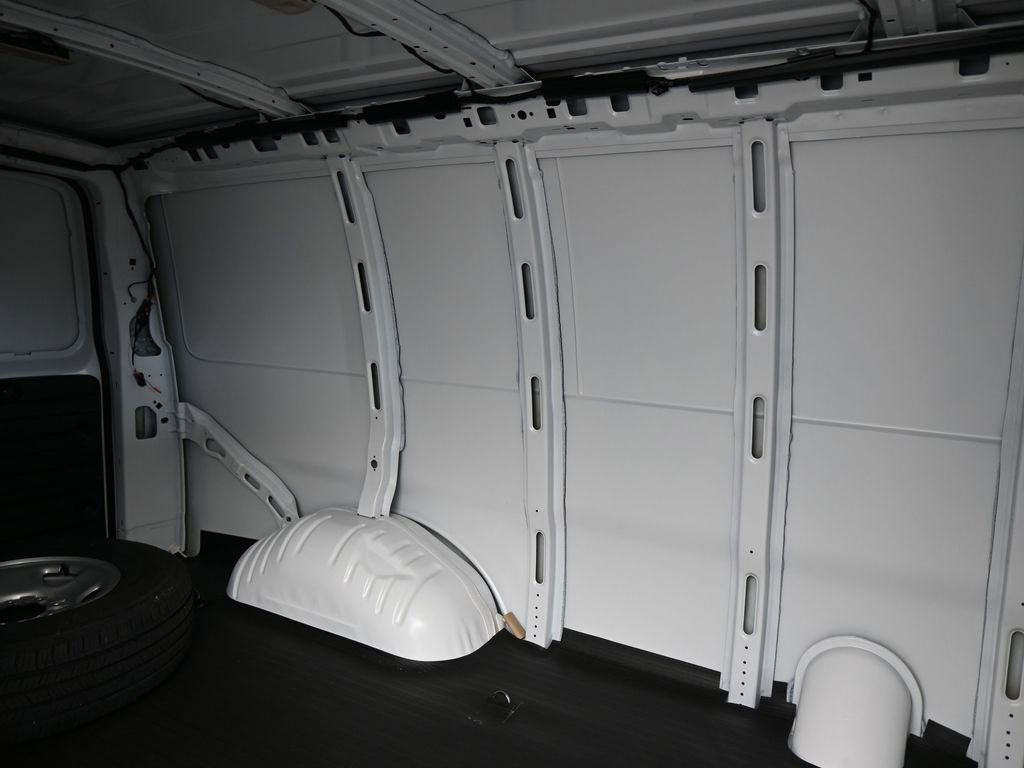 New 2025 Chevrolet Express 2500 w/ Driver Convenience Package image 39