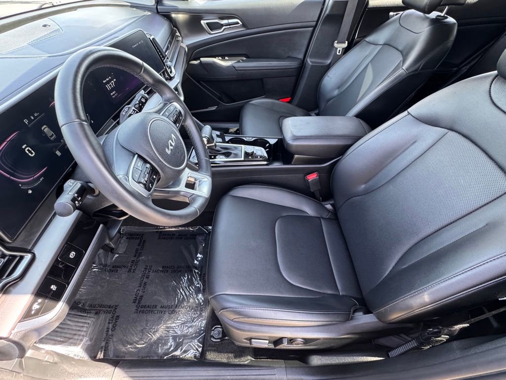 Used 2024 Kia Sportage EX image 17