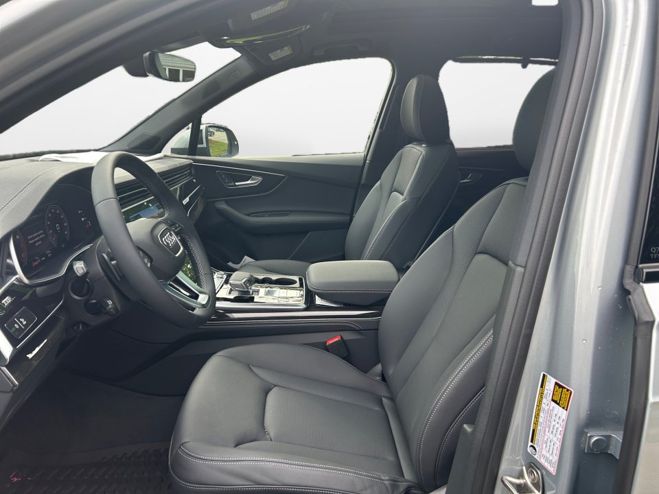 New 2026 Audi Q7 Premium Plus AWD/4WD image 9