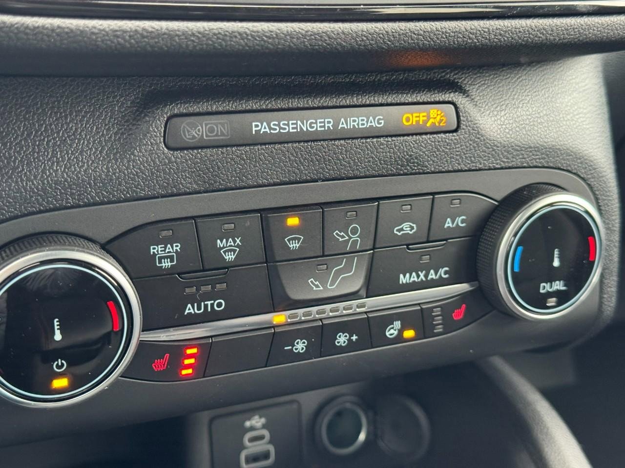 New 2026 Ford Escape ST-Line w/ Cold Weather Package FWD image 16
