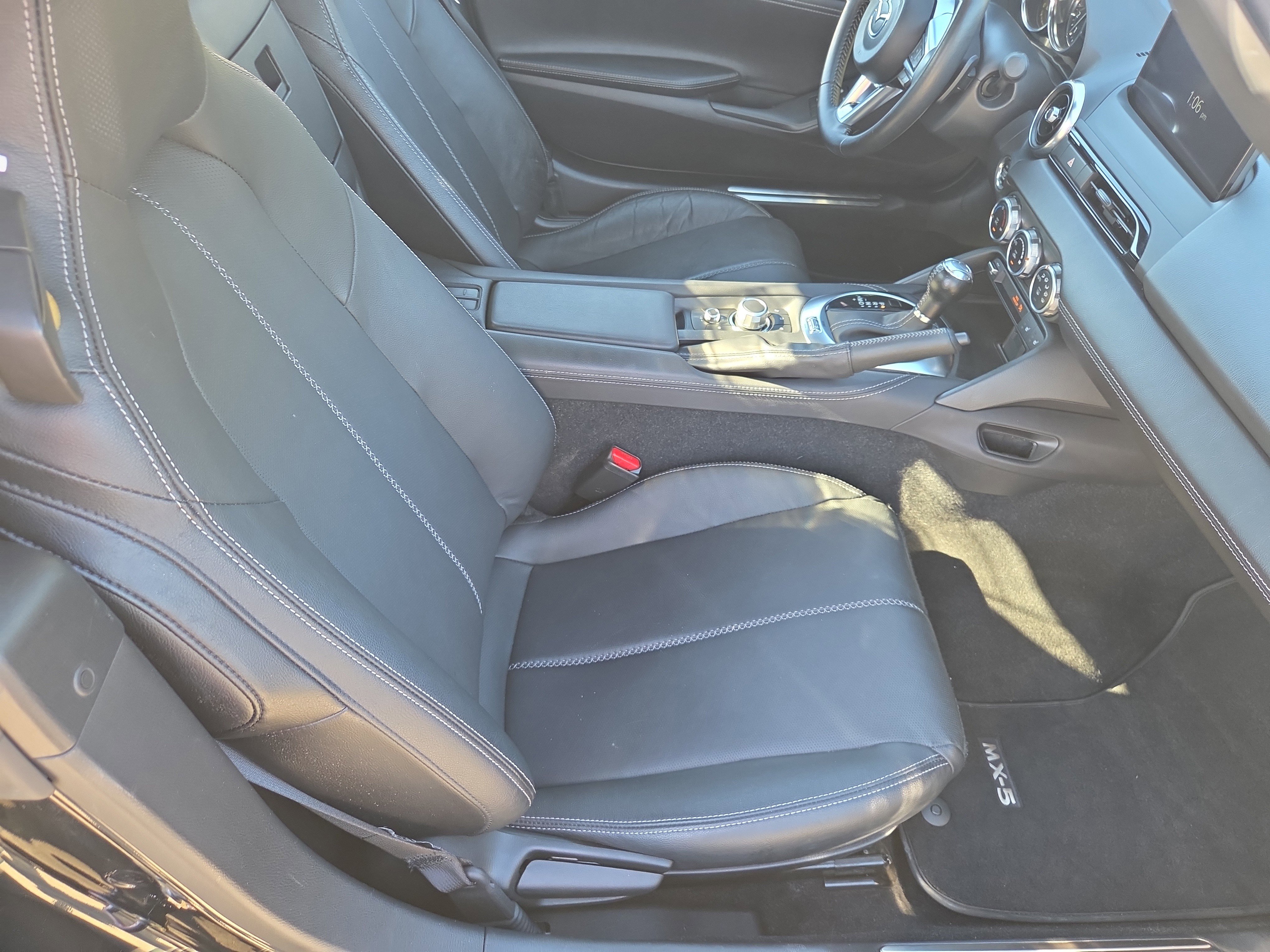 Used 2024 MAZDA MX-5 Miata RF Grand Touring image 6