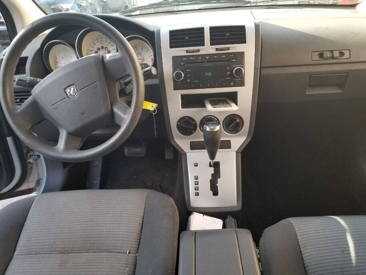 Used 2009 Dodge Caliber SXT FWD image 6