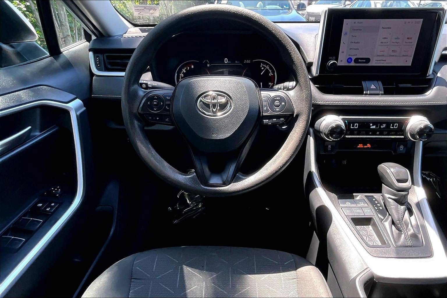 Used 2023 Toyota RAV4 XLE FWD image 5