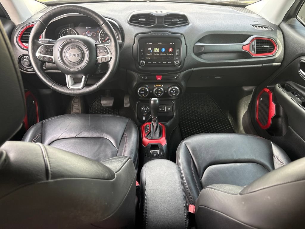 Used 2016 Jeep Renegade Trailhawk w/ Premium Trailhawk Package AWD/4WD image 16