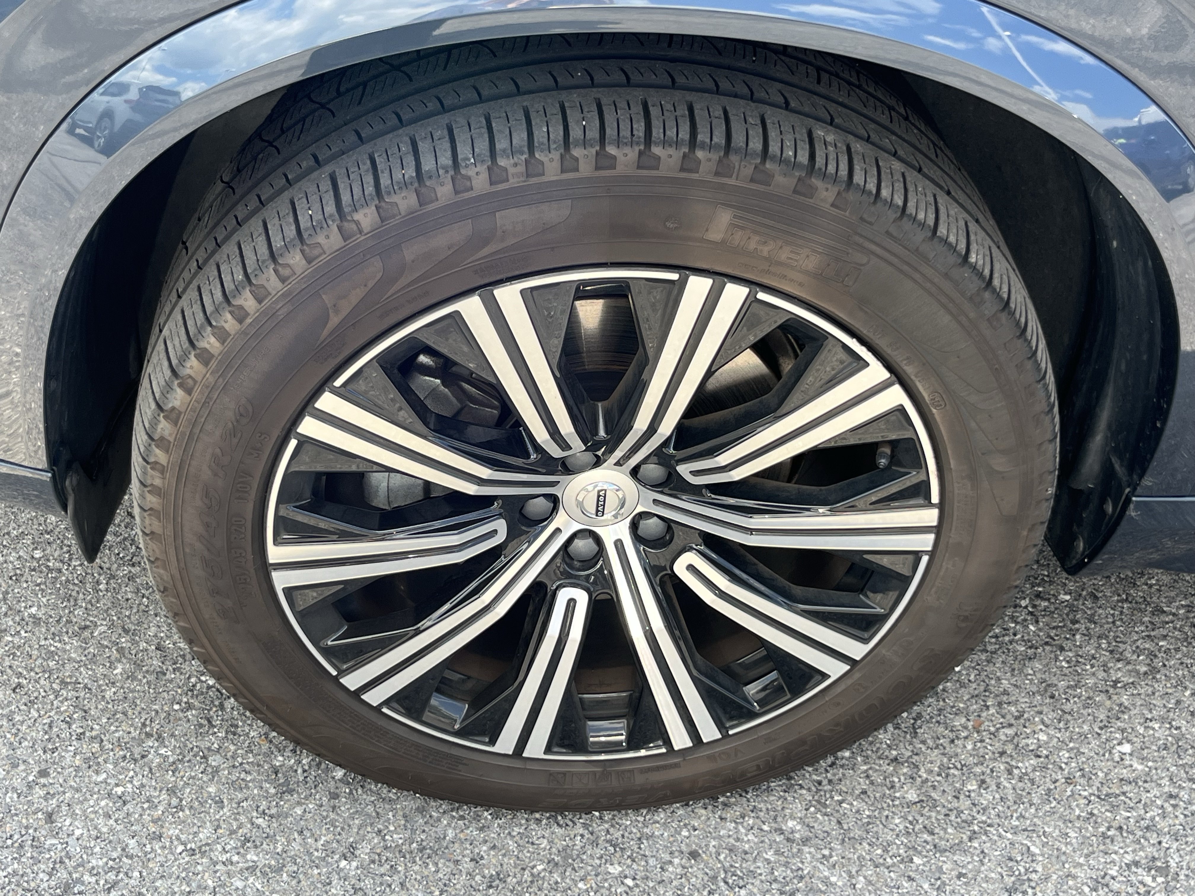 Used 2023 Volvo XC90 B6 Plus AWD/4WD image 15