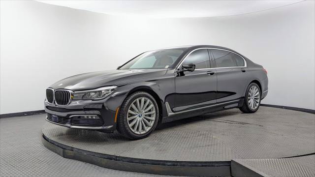 Used 2017 BMW 740i RWD image 2