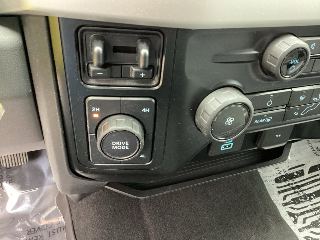 Used 2023 Ford F250 XLT w/ 360-Degree Camera Package image 29