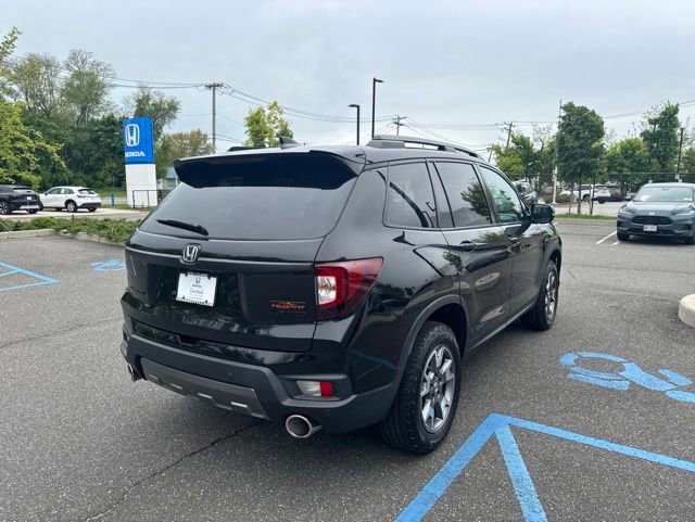 Used 2023 Honda Passport TrailSport image 8