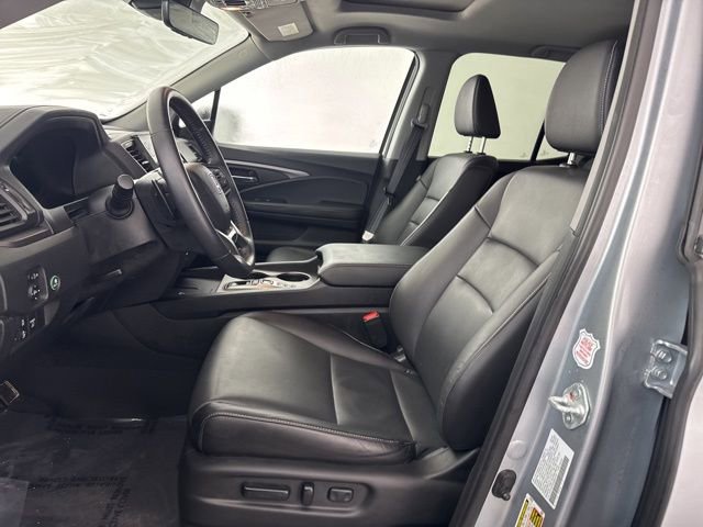 Certified 2025 Honda Ridgeline RTL image 27