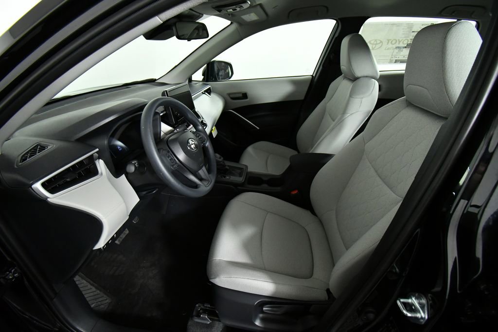 New 2026 Toyota Corolla Cross L image 5