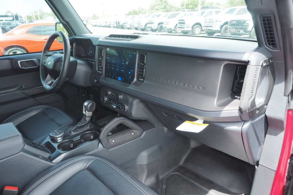 Used 2025 Ford Bronco Badlands AWD/4WD image 21