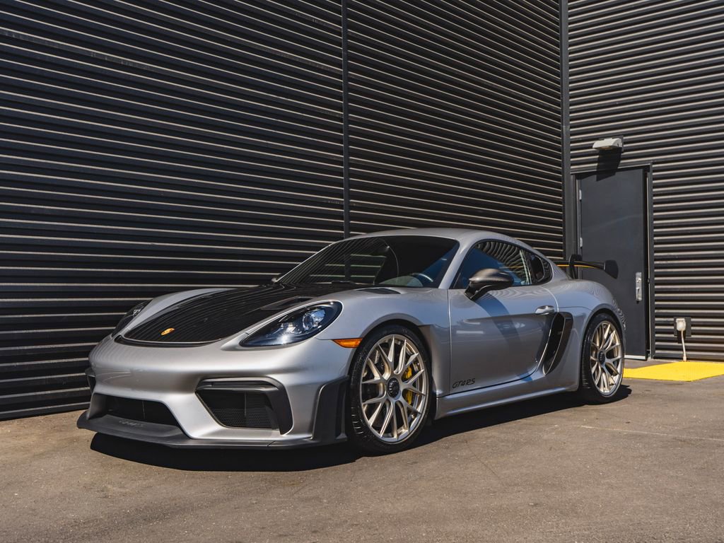 Used 2024 Porsche 718 Cayman GT4 RS image 1
