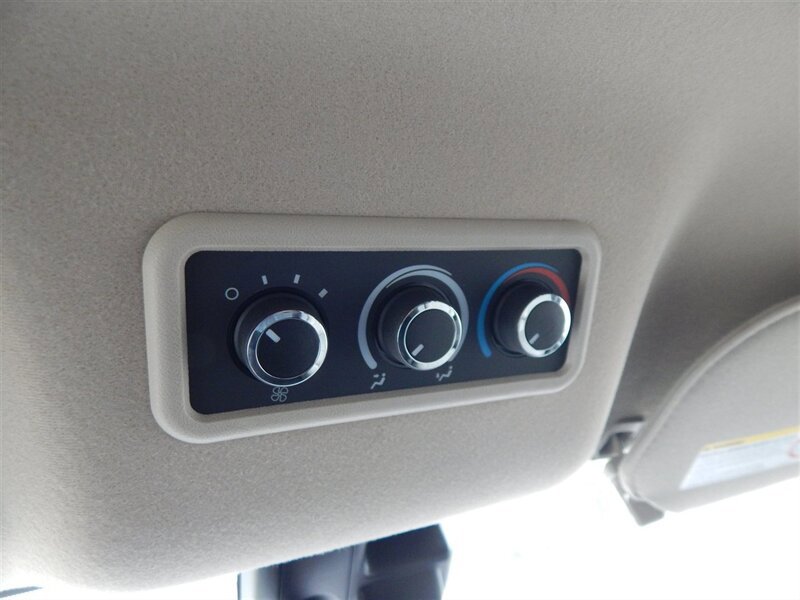 Used 2022 Chevrolet Express 3500 LT w/ LT Preferred Equipment Group RWD image 25