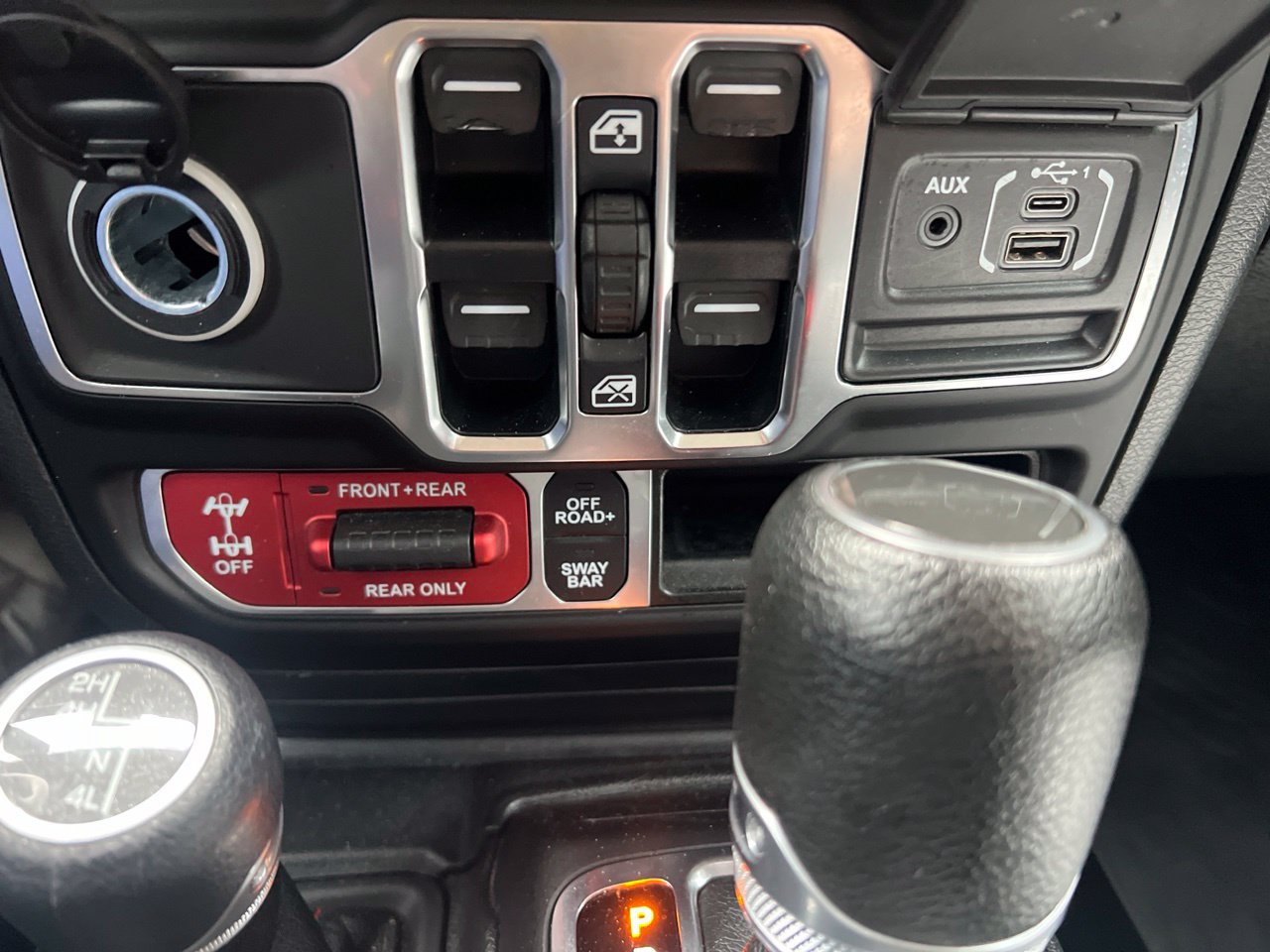 Used 2021 Jeep Gladiator Rubicon AWD/4WD image 33