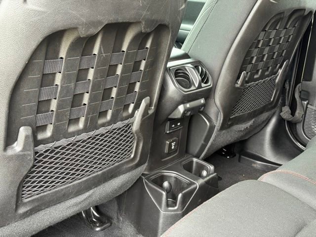 Used 2018 Jeep Wrangler Unlimited Rubicon AWD/4WD image 28