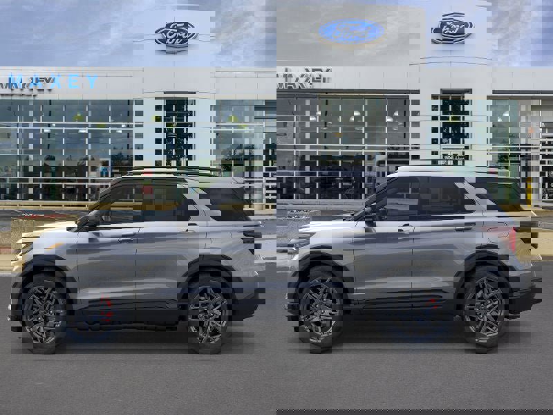 New 2026 Ford Explorer ST w/ Sun And Sound Package image 3