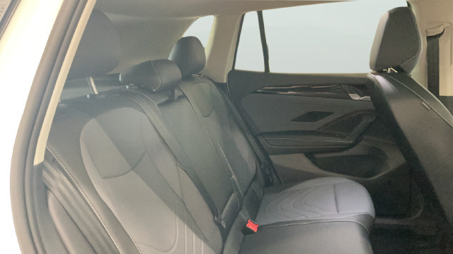 New 2026 Volkswagen Tiguan SE AWD/4WD image 15
