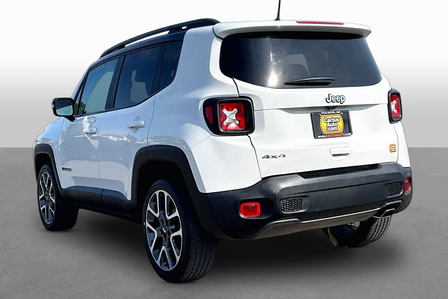 Used 2022 Jeep Renegade Limited w/ Sun, Sound & Wheels Group AWD/4WD image 11