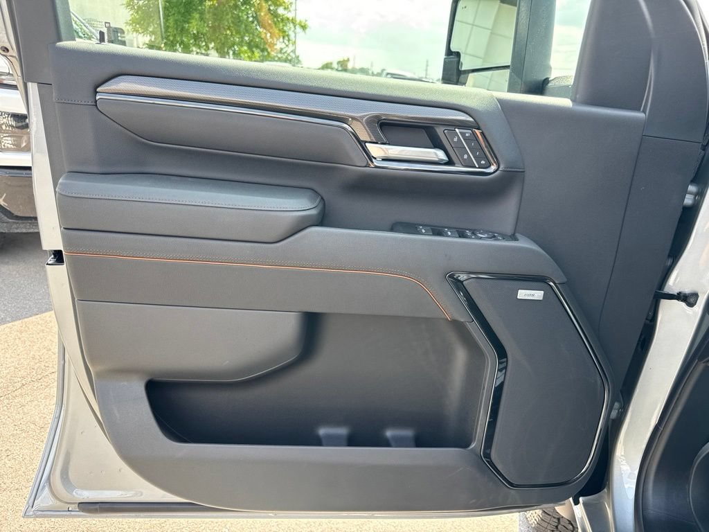 New 2026 GMC Sierra 2500 AT4 w/ AT4 Premium Plus Package AWD/4WD image 11
