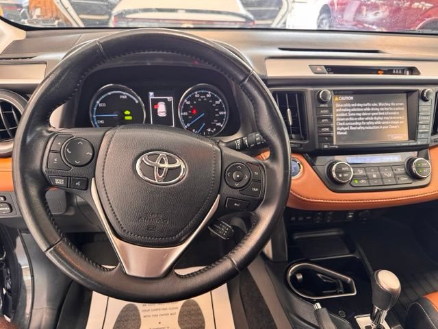 Used 2018 Toyota RAV4 Limited w/ Advanced Technology Package AWD/4WD image 16