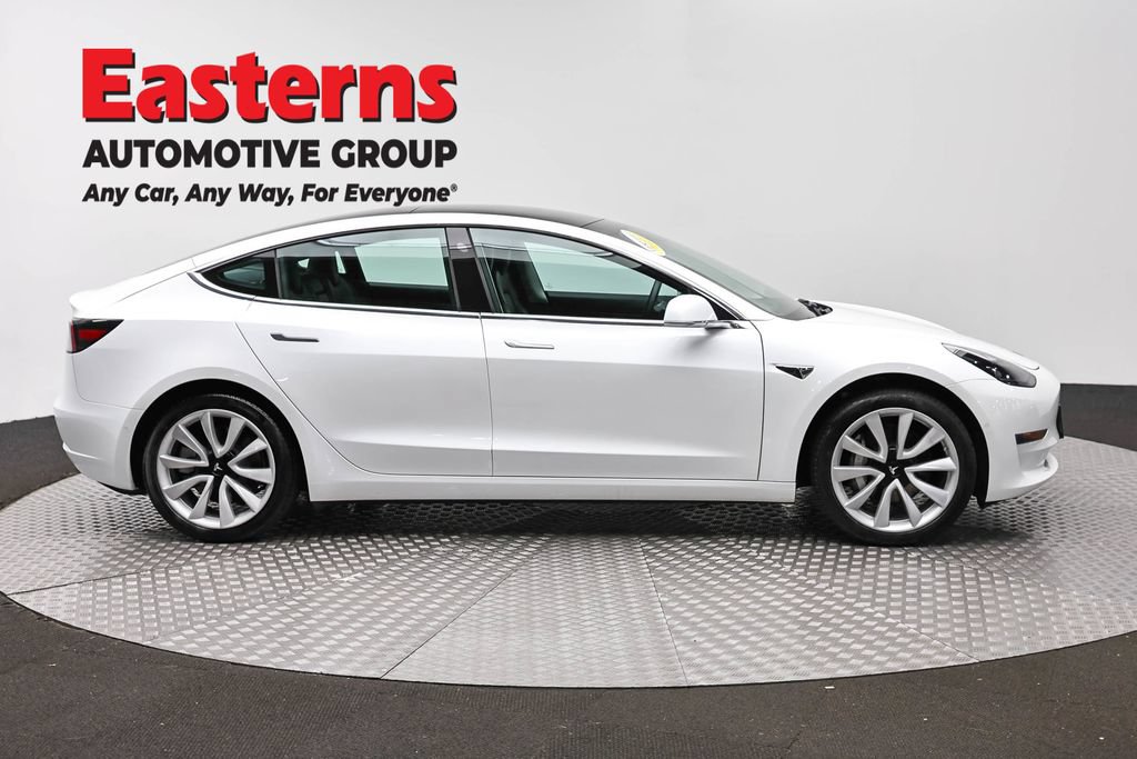 Used 2019 Tesla Model 3 Performance AWD/4WD image 3
