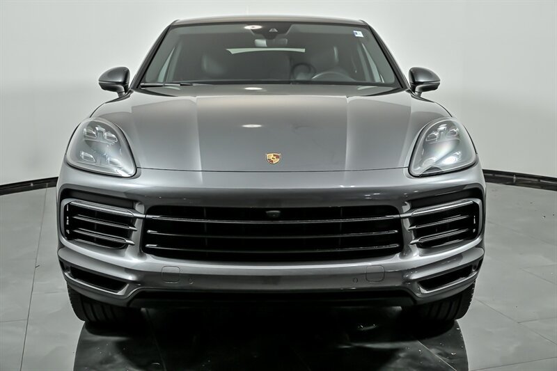 Used 2021 Porsche Cayenne Coupe AWD/4WD image 4
