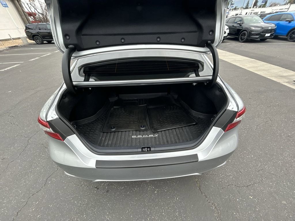 Used 2023 Toyota Camry XSE image 23