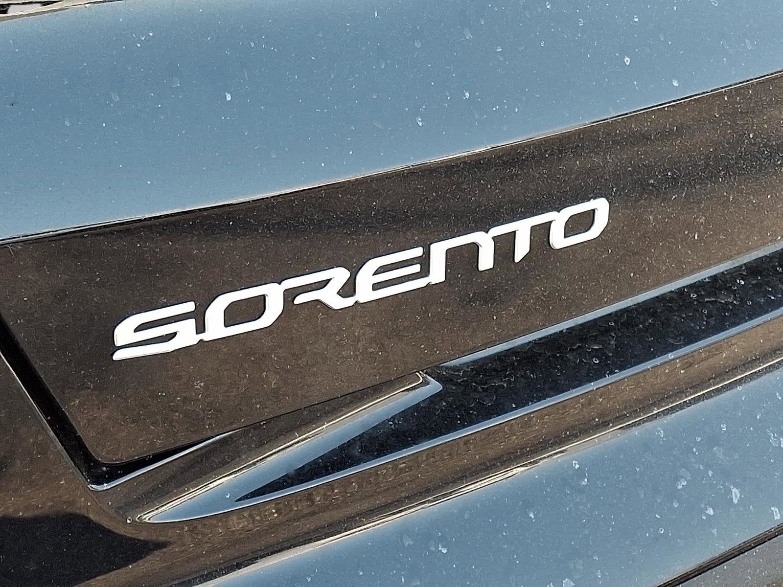 Used 2023 Kia Sorento EX image 14