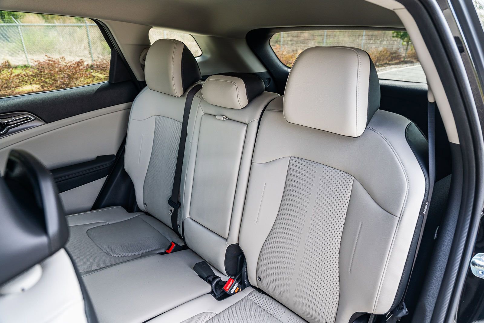 New 2026 Kia Sportage EX image 16