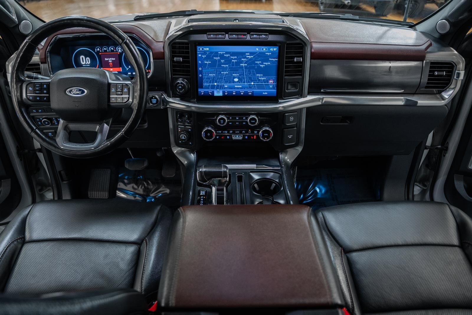 Certified 2023 Ford F150 Lariat w/ Equipment Group 502A High image 26