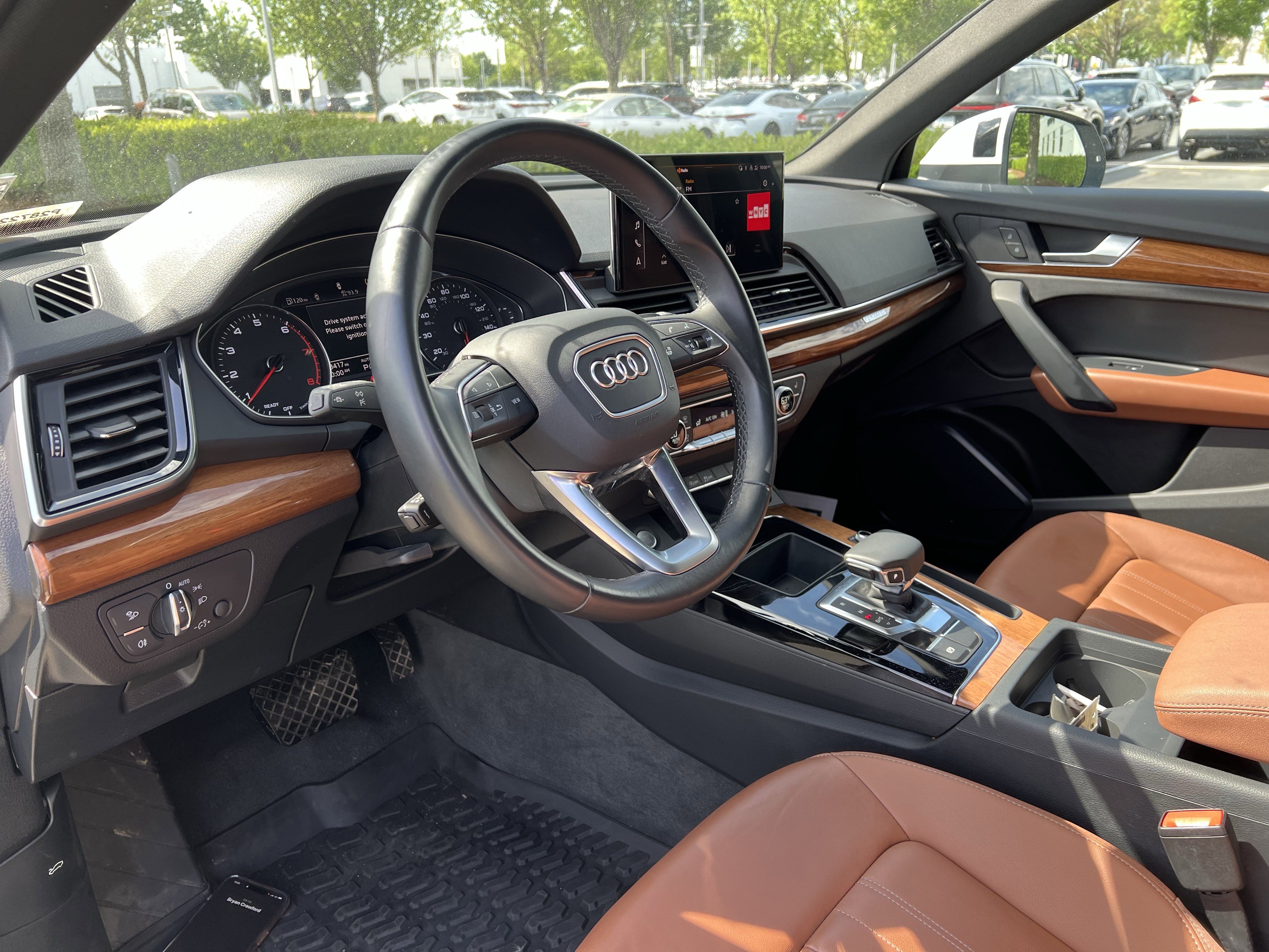 Used 2023 Audi Q5 2.0T Premium w/ Convenience Package image 17