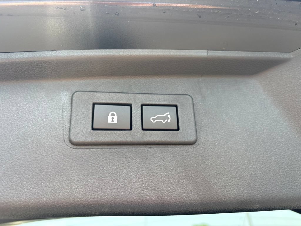 Certified 2025 Subaru Outback Wilderness AWD/4WD image 21