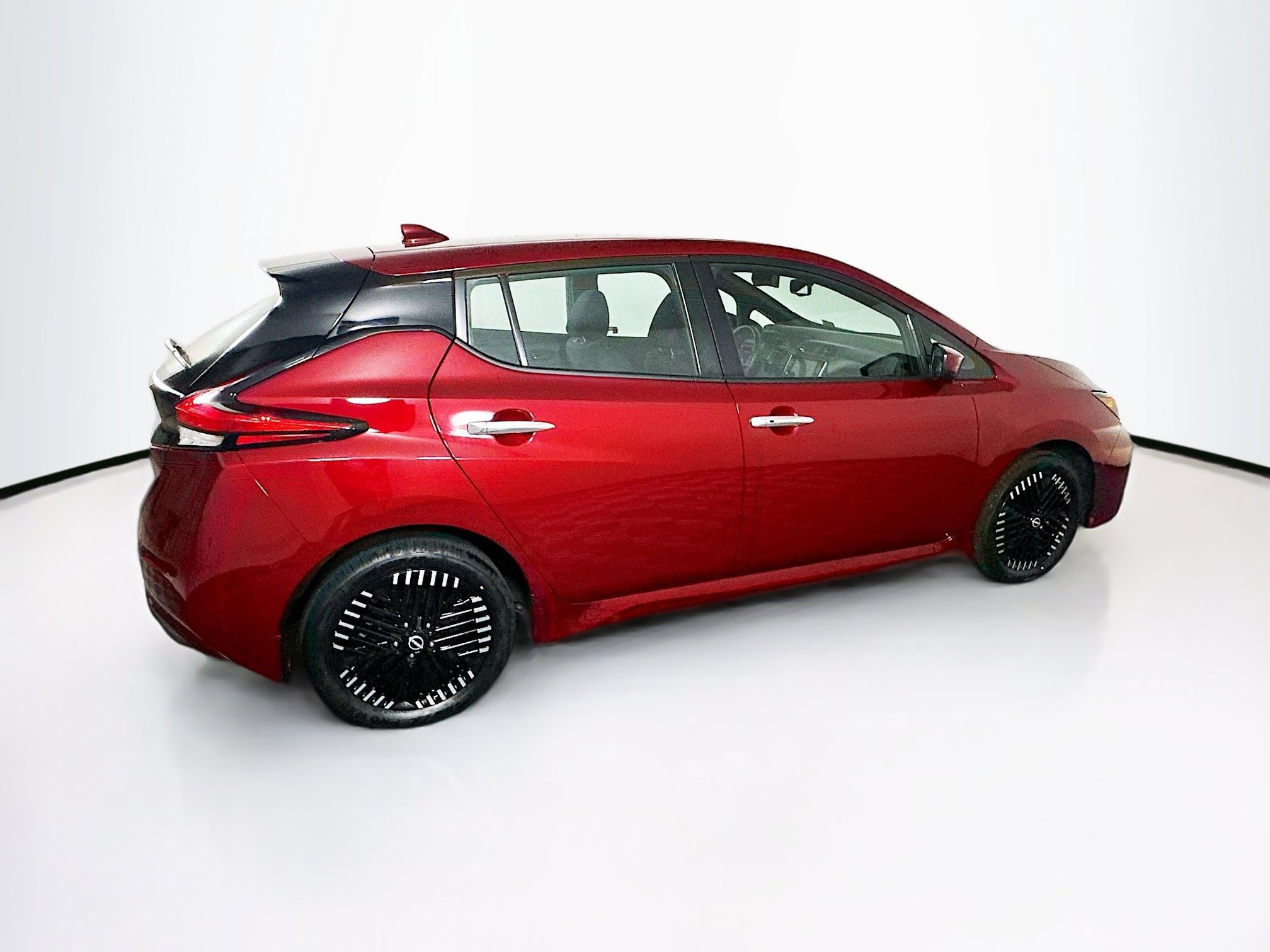 Used 2024 Nissan Leaf SV Plus FWD image 10