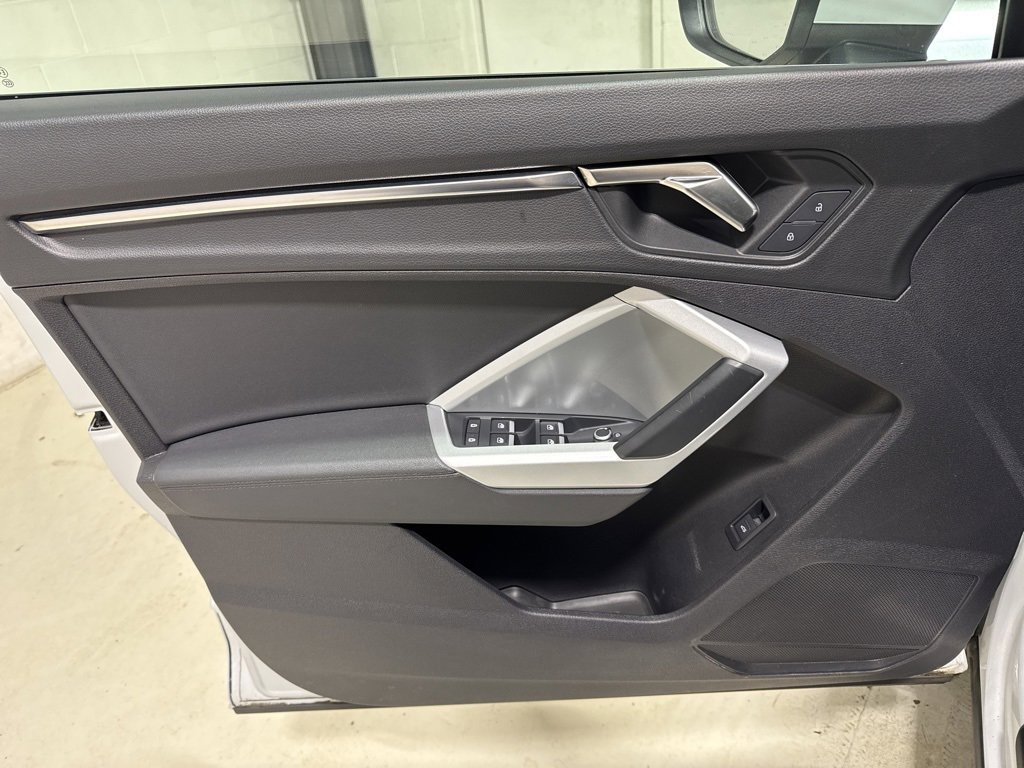 Used 2022 Audi Q3 2.0T Premium image 13
