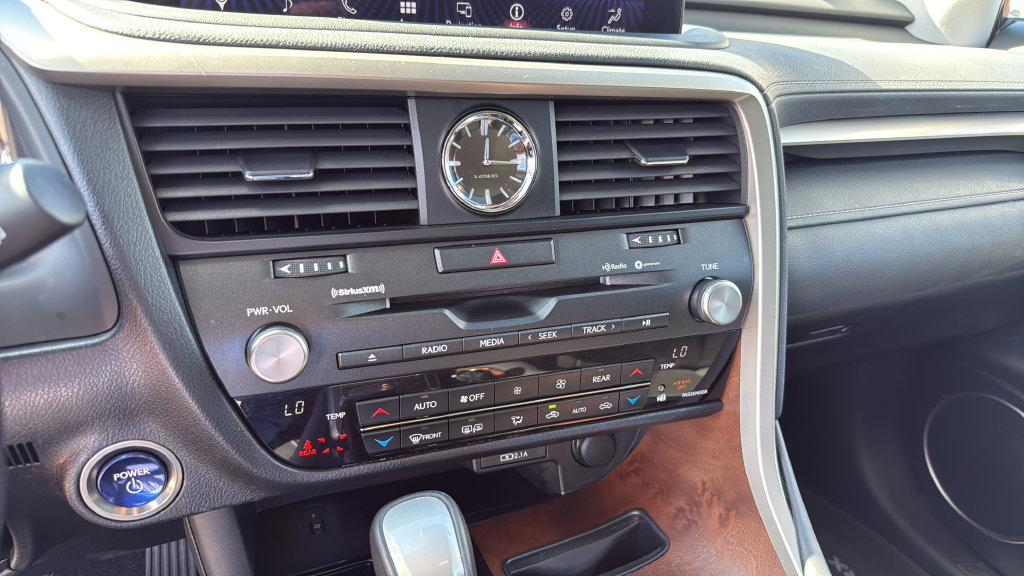 Certified 2022 Lexus RX 450hL AWD w/ Premium Package image 32