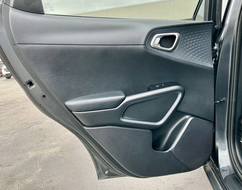 Used 2020 Kia Soul S image 31