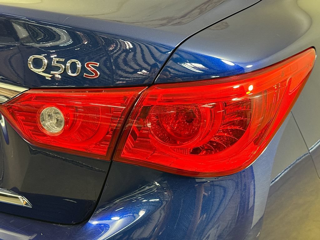 Certified 2017 INFINITI Q50 Red Sport 400 AWD/4WD image 35